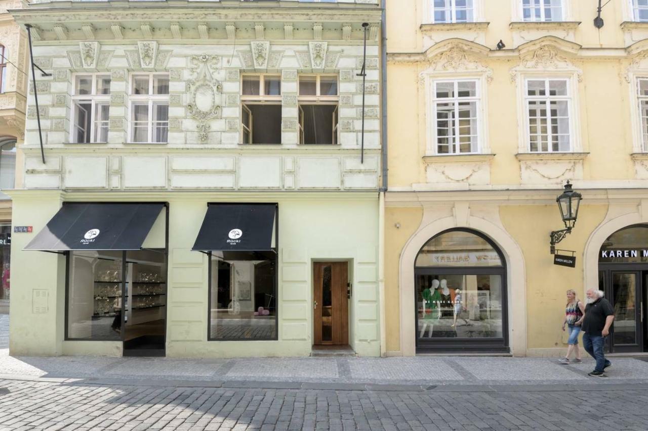 Stylish, Light-filled In The Historic Center * Prague