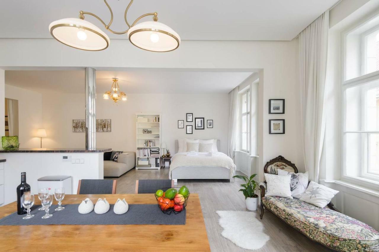 Stylish, Light-filled In The Historic Center Apartmán