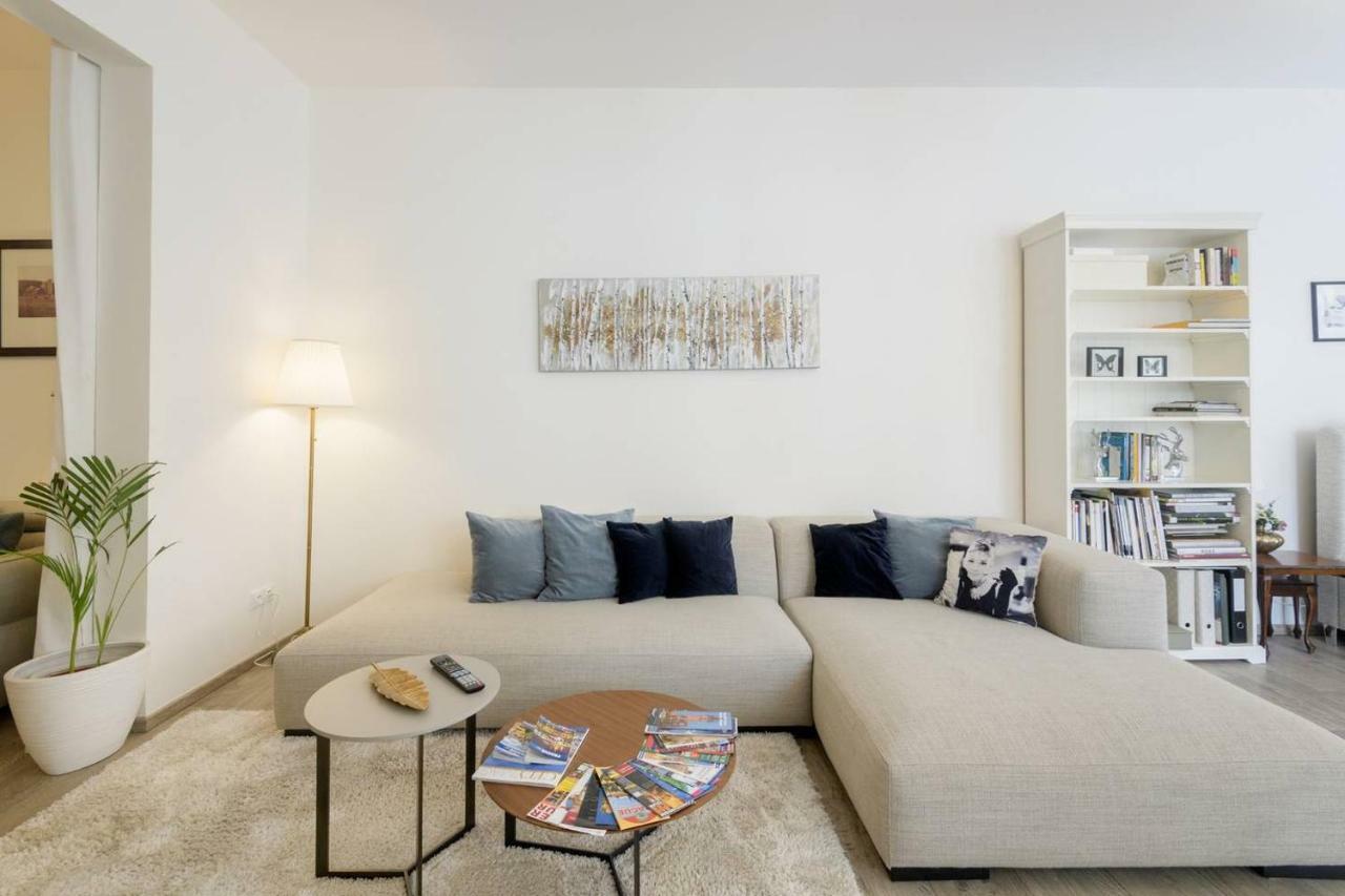 Apartmán Stylish, Light-filled In The Historic Center *