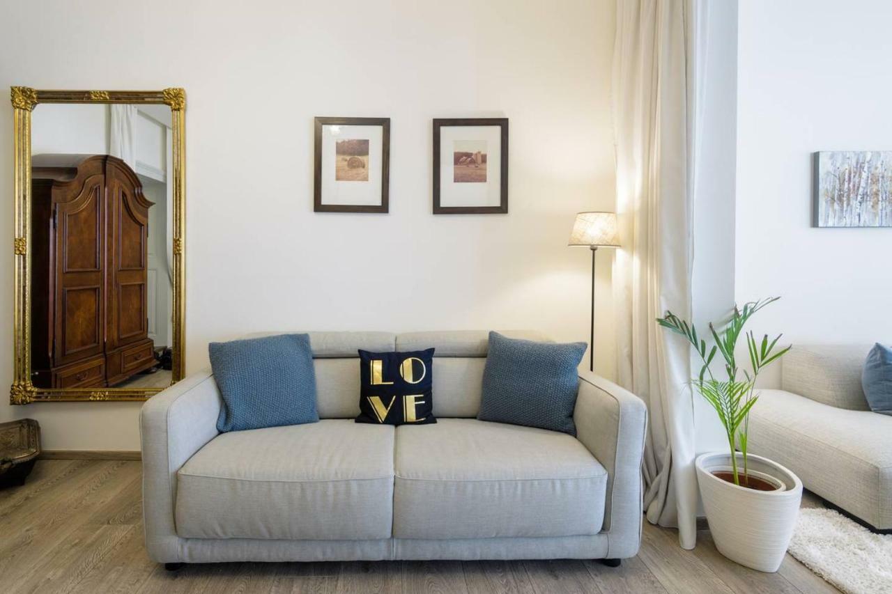 Stylish, Light-filled In The Historic Center Apartmán